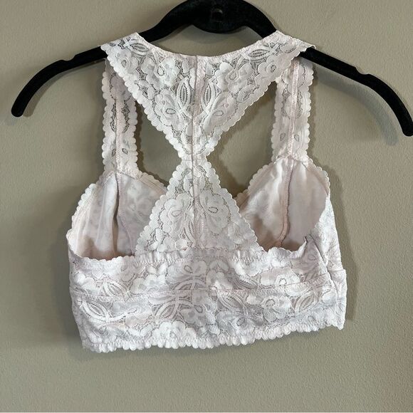 ✨ Intimately Free People Light Pink Lace Bralette XS - Picture 6 of 8